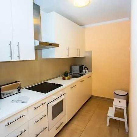 Aleksandra Spacious For 8 Guests, Heated Pool, Mountain Views * Playa Blanca (Lanzarote)